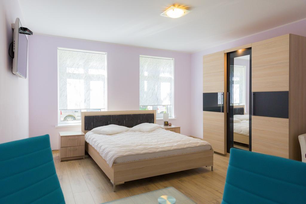 Ecolive Aparthotel Riga Exterior photo